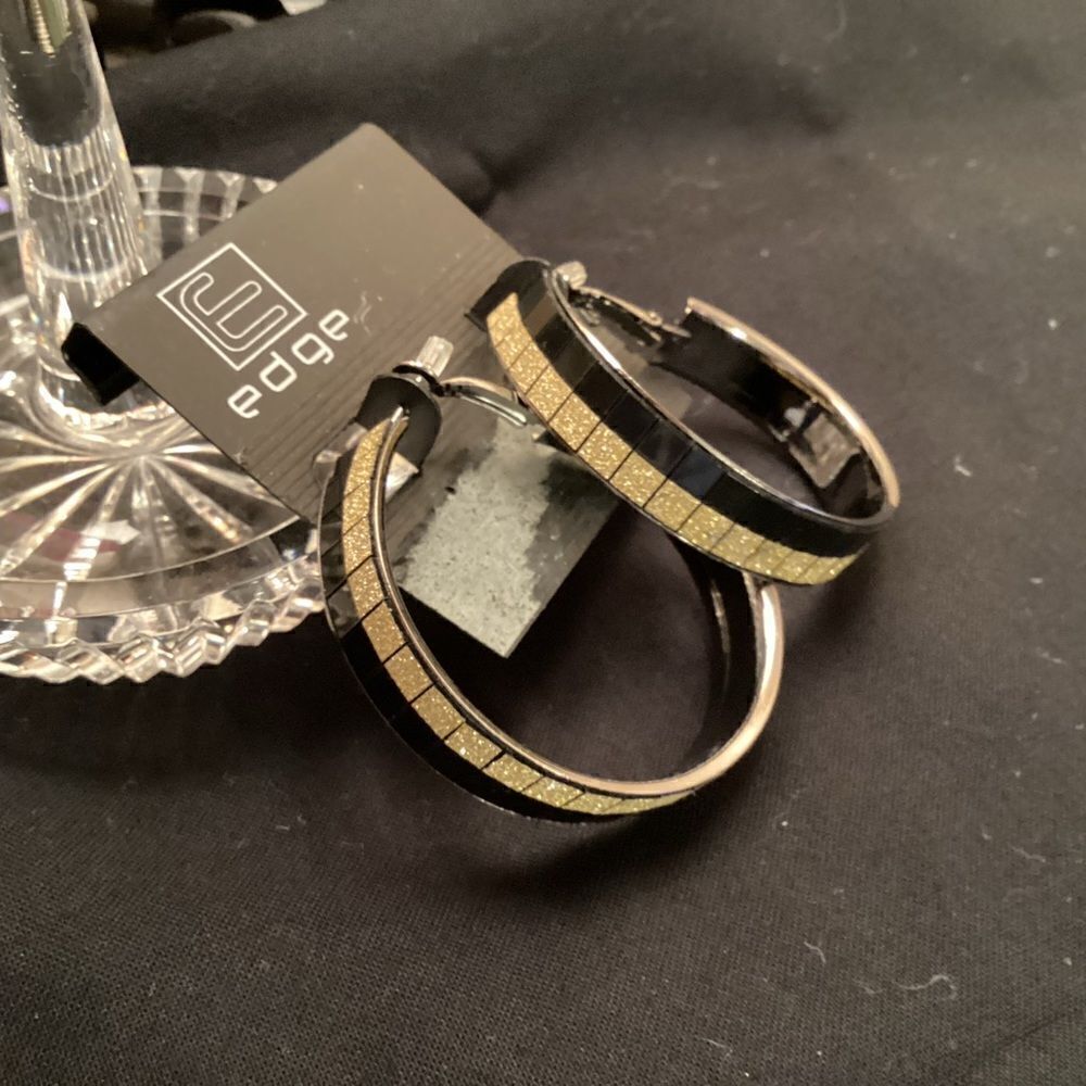 NWT. Black and Gold Hoop Earrings